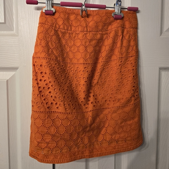 (2) Banana Republic Skirt - Picture 2 of 8